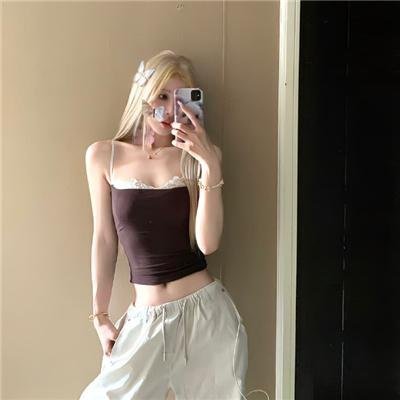 特务谜云